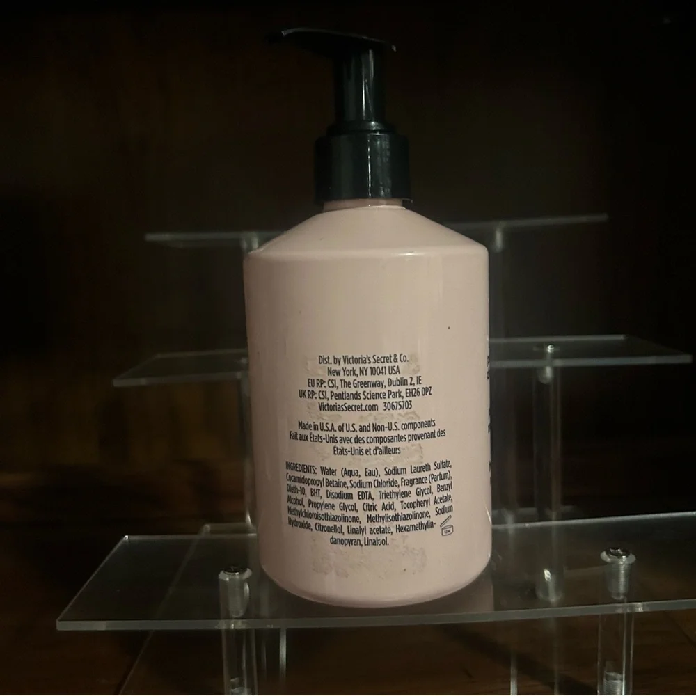 Victoria's Secret Rose Bohemia Liquid Hand Wash Pink Musk Fresh Rain 10 fl oz